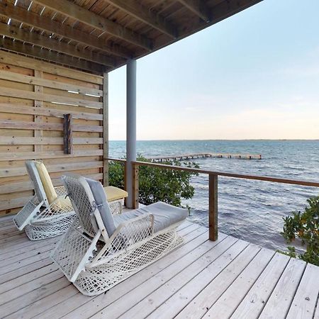 Thatch Caye Resort A Muy'Ono Resort Hopkins Exteriér fotografie