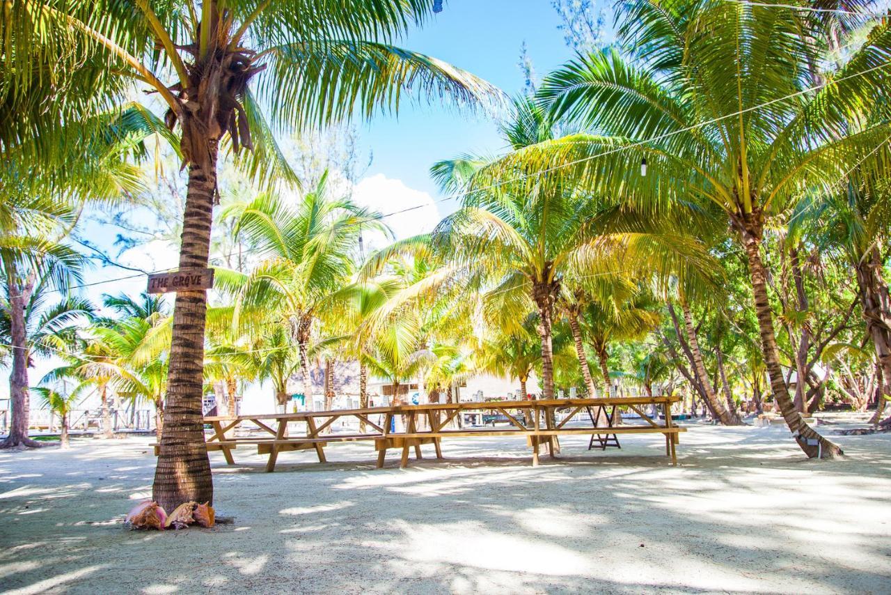 Thatch Caye Resort A Muy'Ono Resort Hopkins Exteriér fotografie