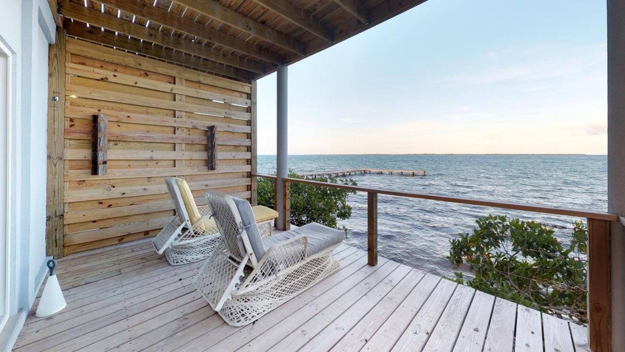 Thatch Caye Resort A Muy'Ono Resort Hopkins Exteriér fotografie