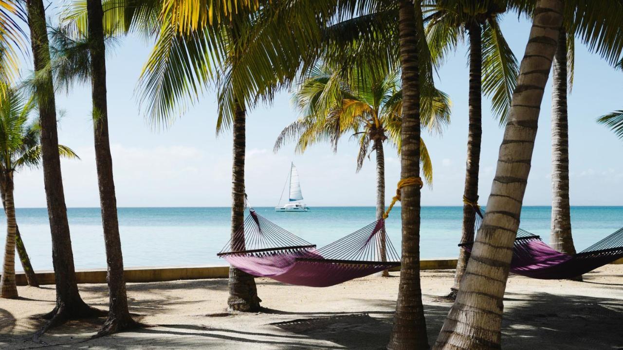 Thatch Caye Resort A Muy'Ono Resort Hopkins Exteriér fotografie