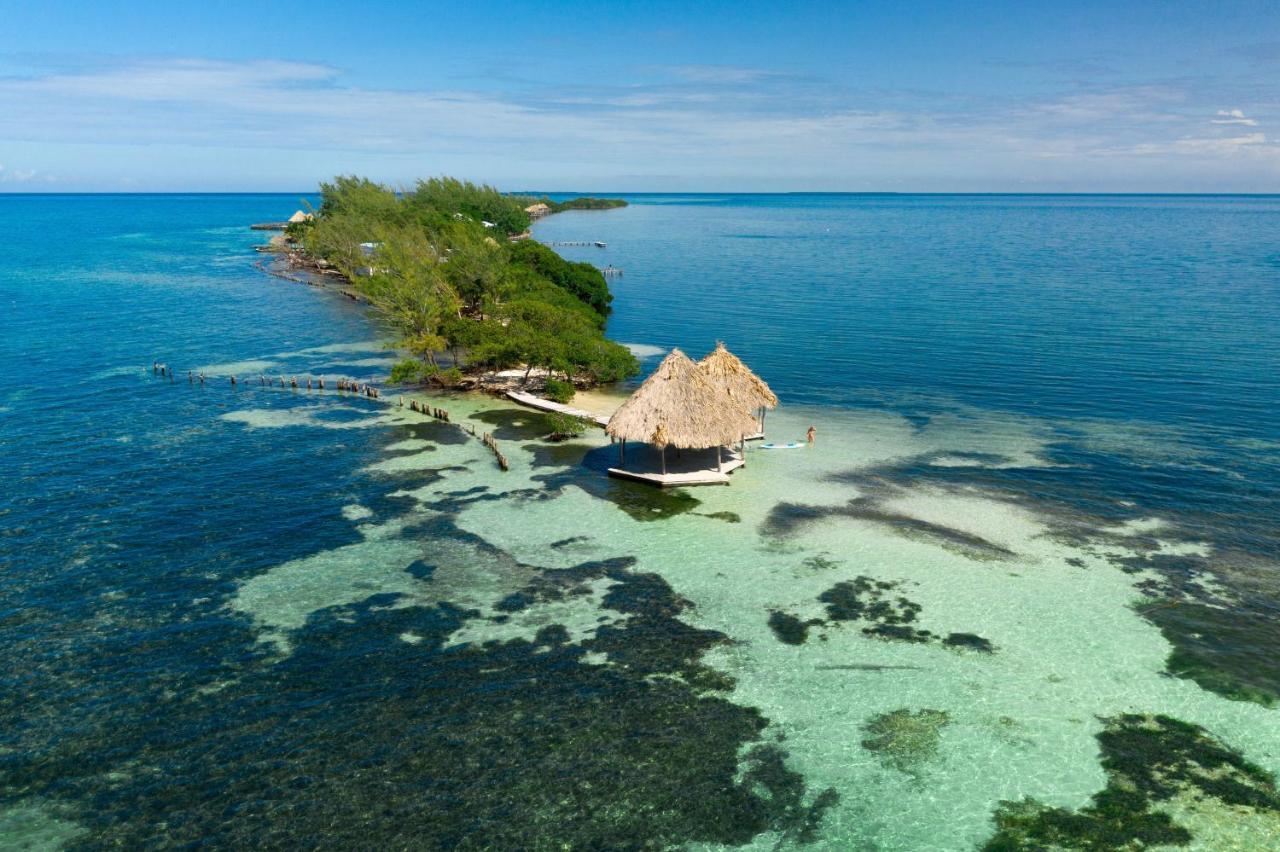 Thatch Caye Resort A Muy'Ono Resort Hopkins Exteriér fotografie