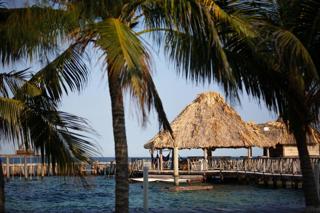 Thatch Caye Resort A Muy'Ono Resort Hopkins Exteriér fotografie