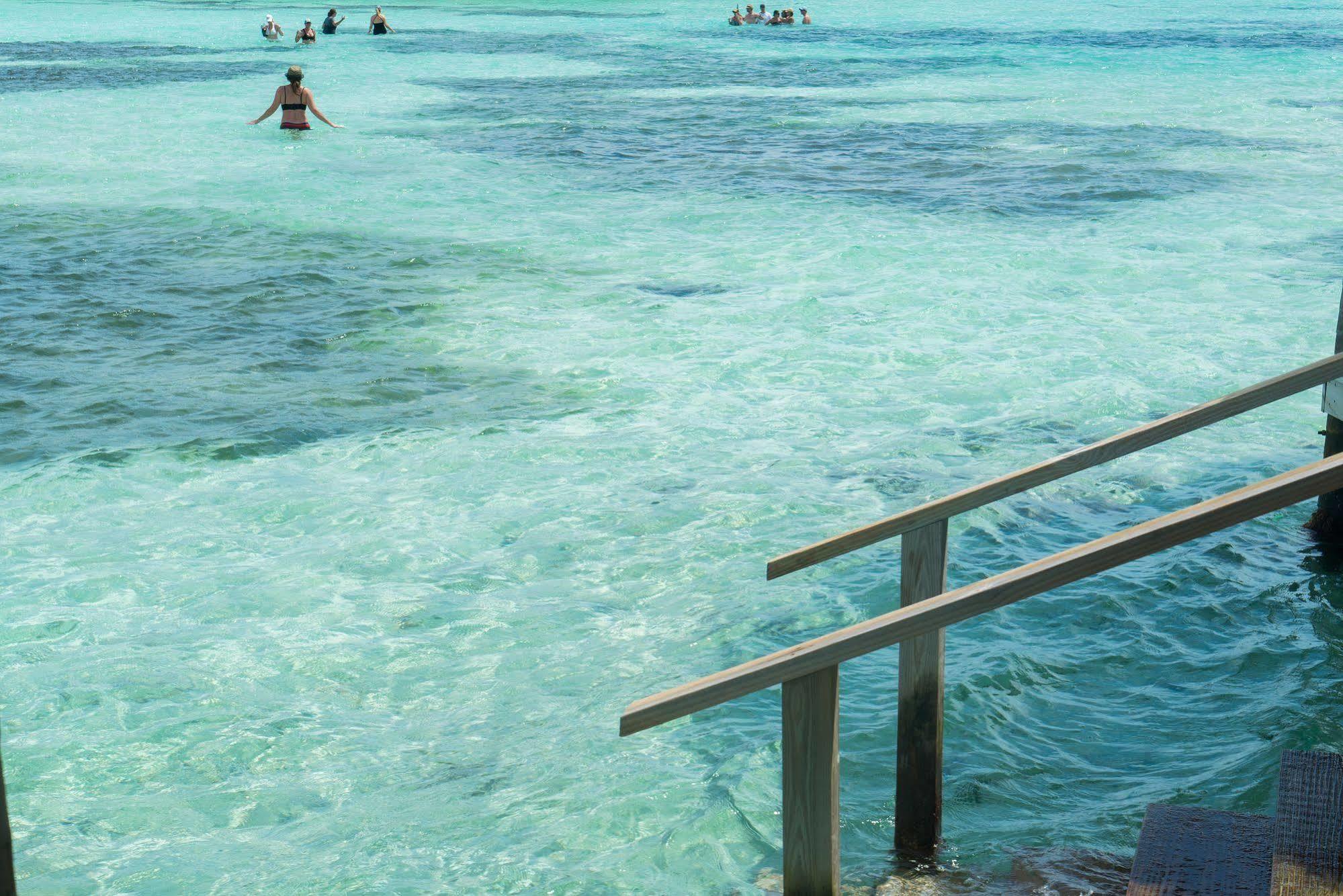 Thatch Caye Resort A Muy'Ono Resort Hopkins Exteriér fotografie