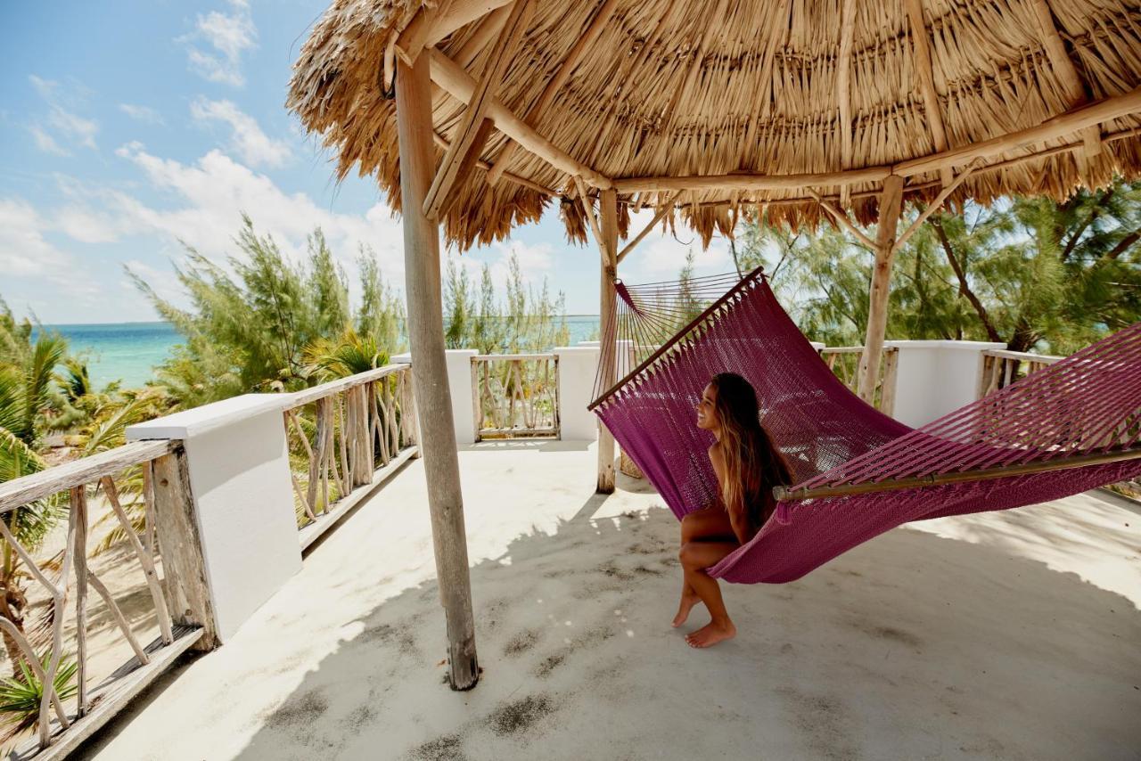 Thatch Caye Resort A Muy'Ono Resort Hopkins Exteriér fotografie