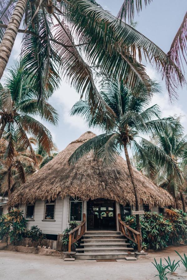 Thatch Caye Resort A Muy'Ono Resort Hopkins Exteriér fotografie